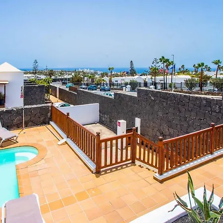 Amina Playa Blanca (Lanzarote)